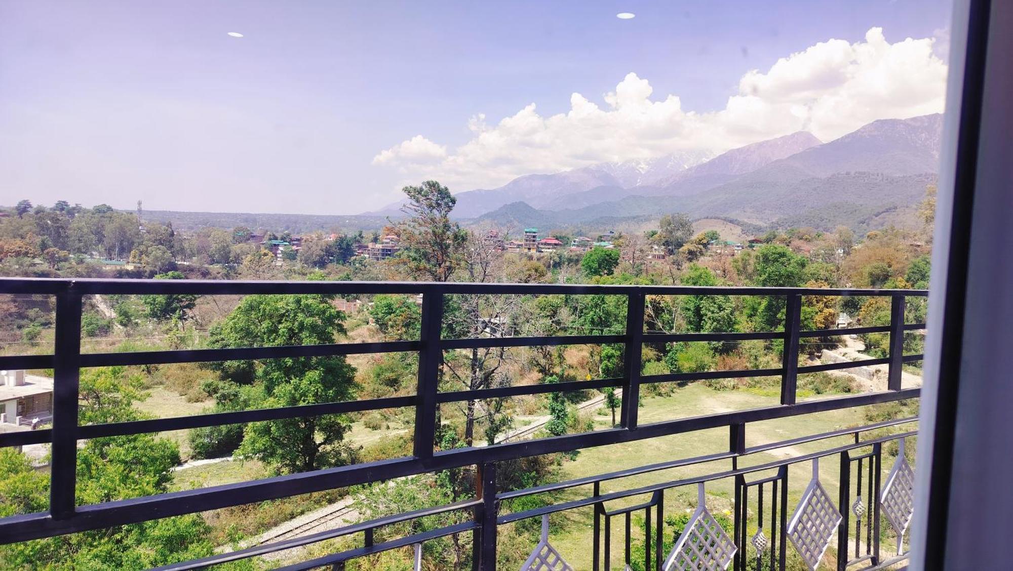 Hotel Binwa View Baijnath Luaran gambar